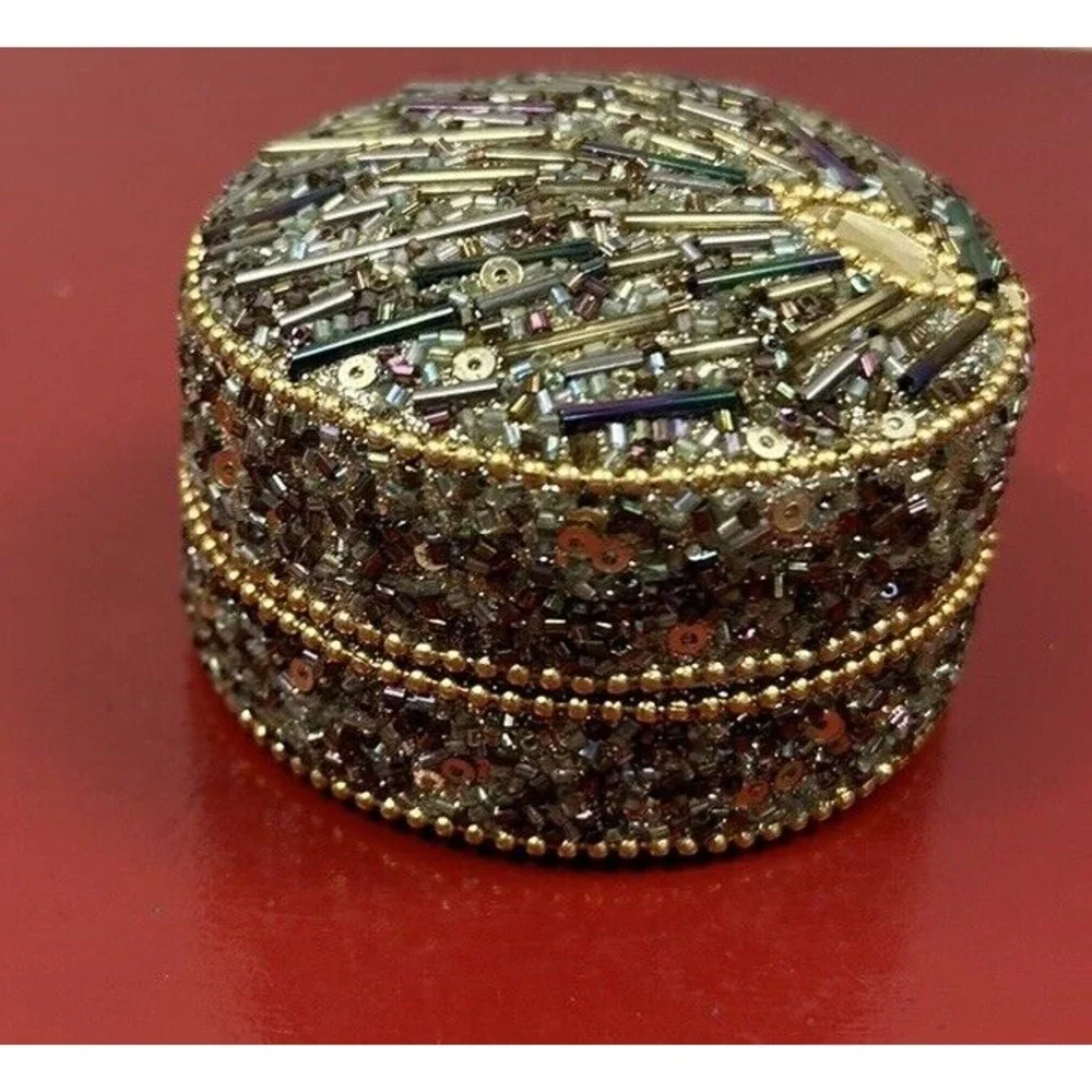 Sequin Covered Metal Trinket Box Black‎ Felt Linning